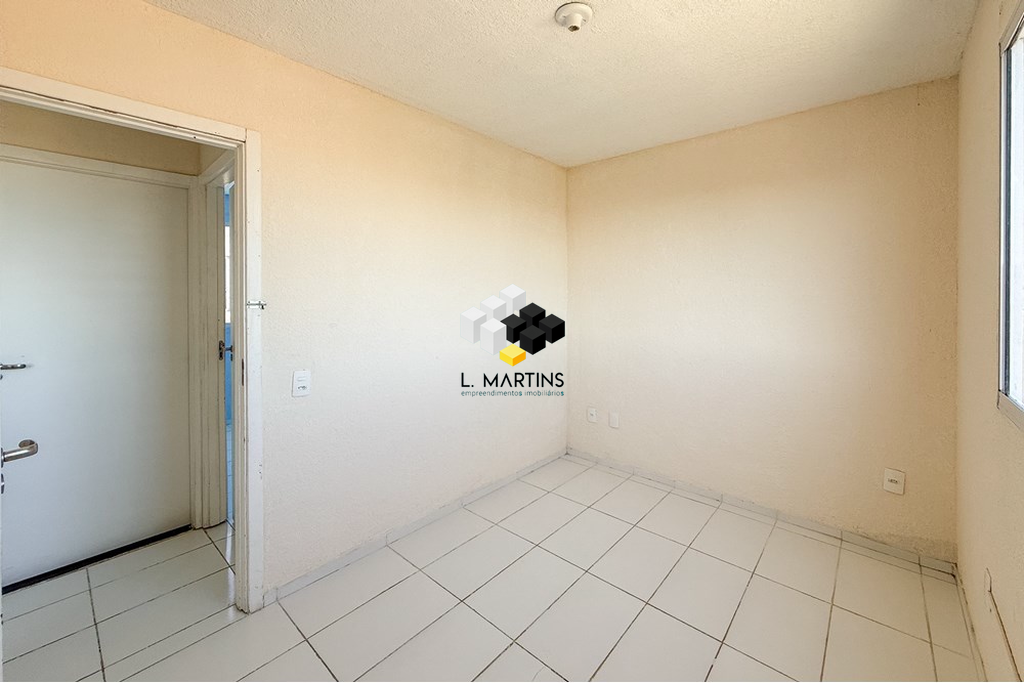 Apartamento com 2 Dormitórios à venda, 41 m² por R$ 200.000,00 Apartamento com 2 Dormitórios à venda, 41 m² por R$ 200.000,00