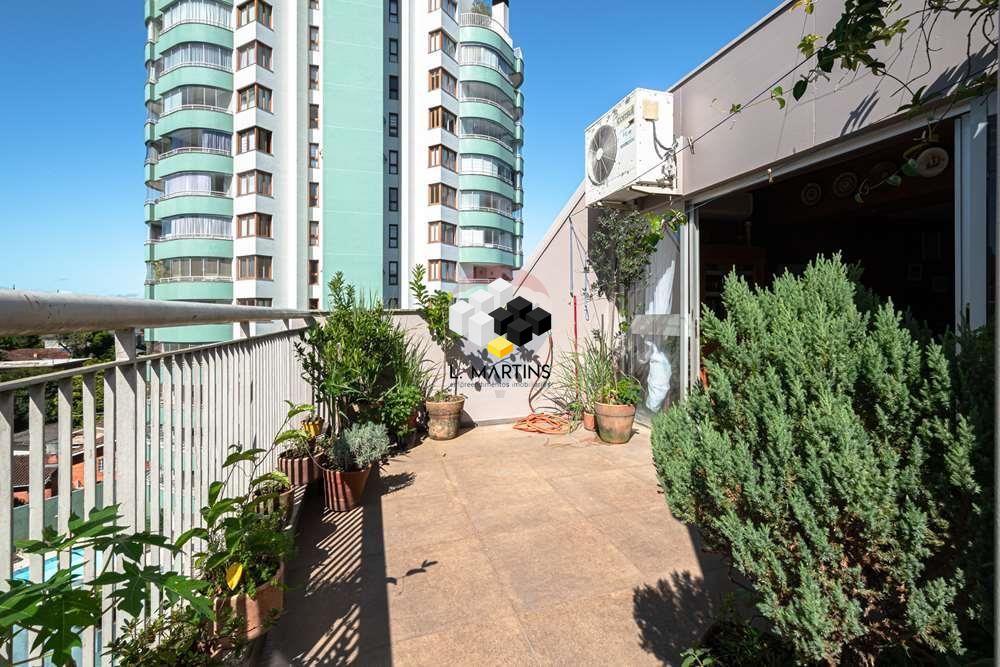 Apartamento à venda com 3 quartos, 237m² - Foto 8