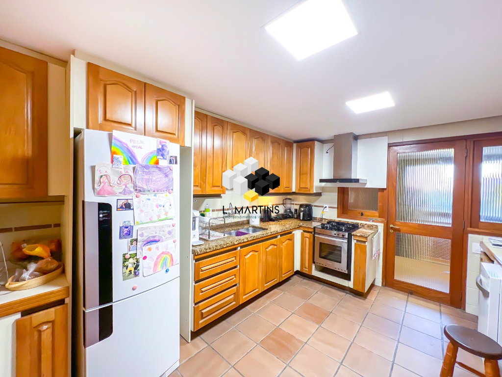 Apartamento de 4 quartos, 278m² no bairro Moinhos de Vento, em Porto Alegre | Eu Corretor