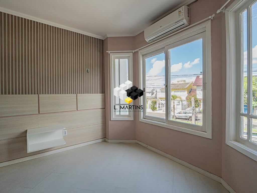 Casa de 3 quartos, 224m² no bairro Sarandi, em Porto Alegre | Eu Corretor
