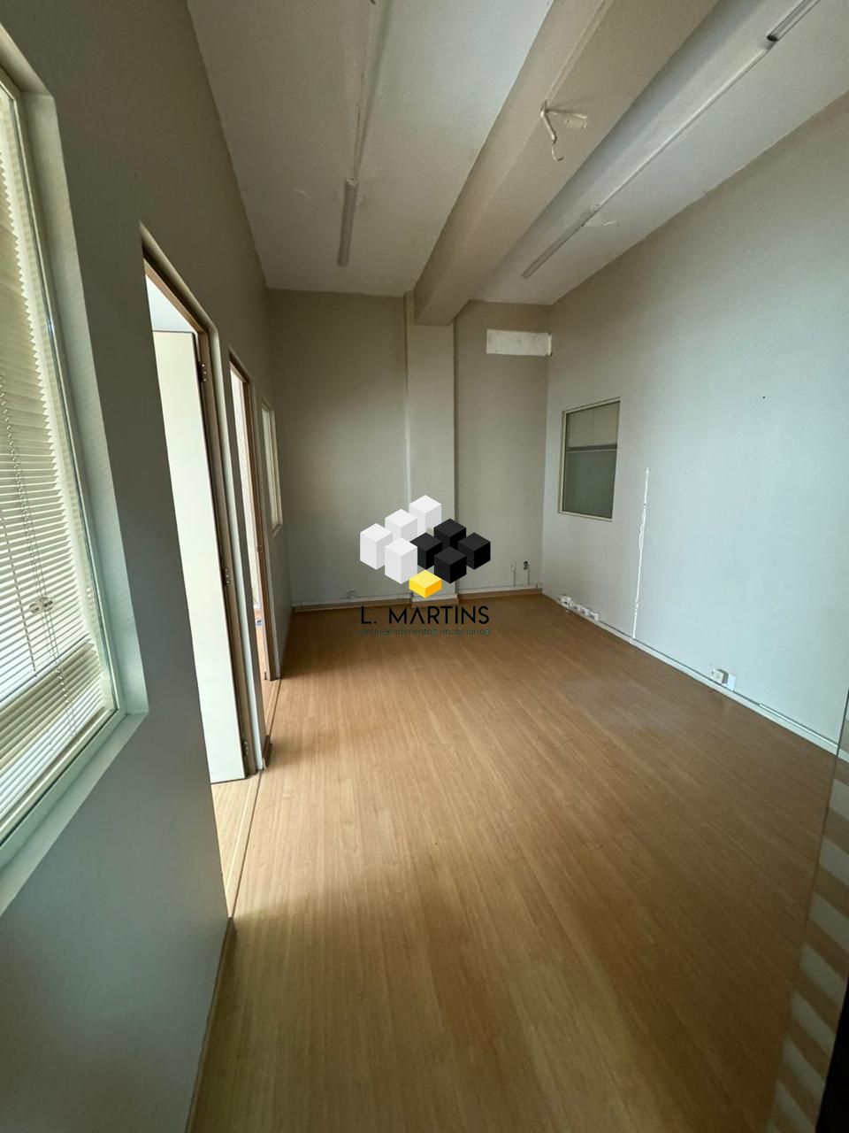 Sala Comercial de 195m² no bairro Centro Histórico, em Porto Alegre | Eu Corretor
