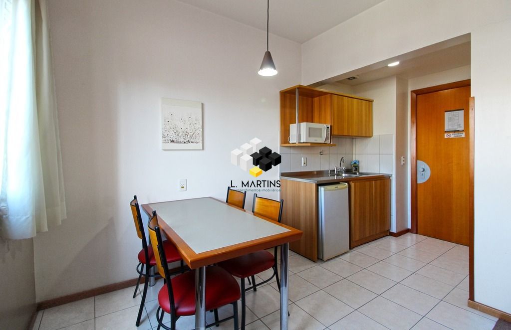 Apartamento à venda com 1 quarto, 45m² - Foto 2