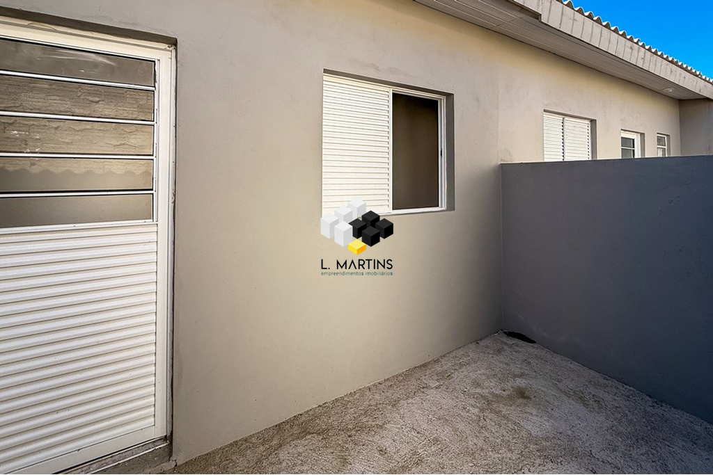Casa à venda com 2 quartos, 62m² - Foto 16