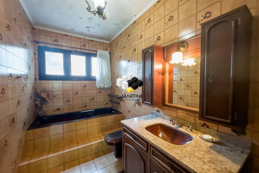Casa de 3 quartos, 285m² no bairro Bela Vista, em Porto Alegre | Eu Corretor