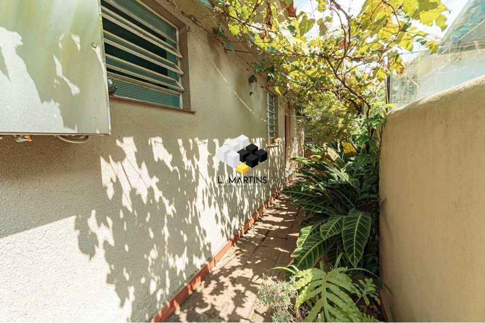 Casa de 3 quartos, 186m² no bairro Passo da Areia, em Porto Alegre | Eu Corretor
