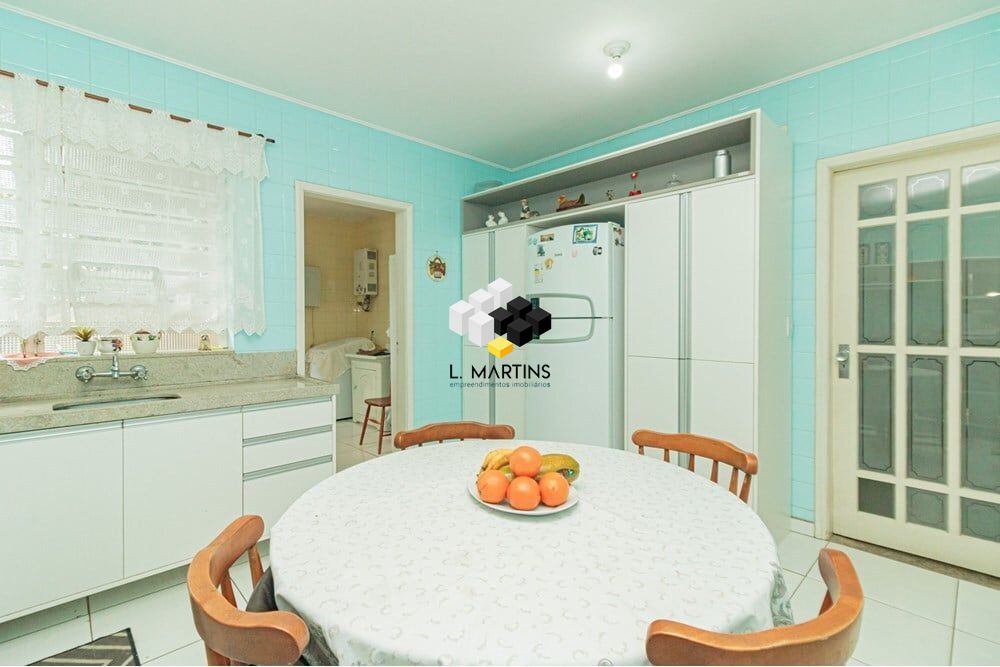 Casa de 3 quartos, 186m² no bairro Passo da Areia, em Porto Alegre | Eu Corretor