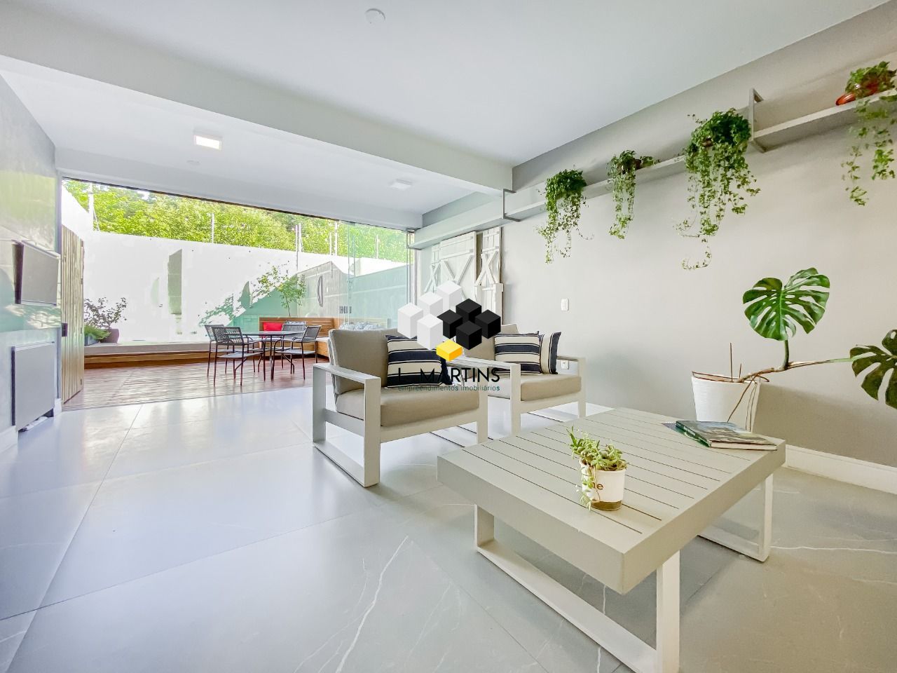 Casa à venda com 4 quartos, 352m² - Foto 14