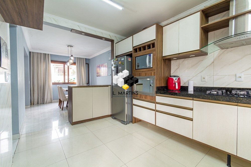 Casa à venda com 4 quartos, 219m² - Foto 15