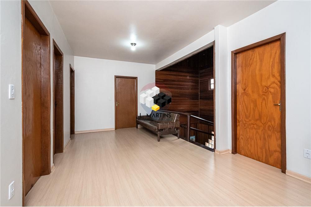 Casa à venda com 4 quartos, 250m² - Foto 31