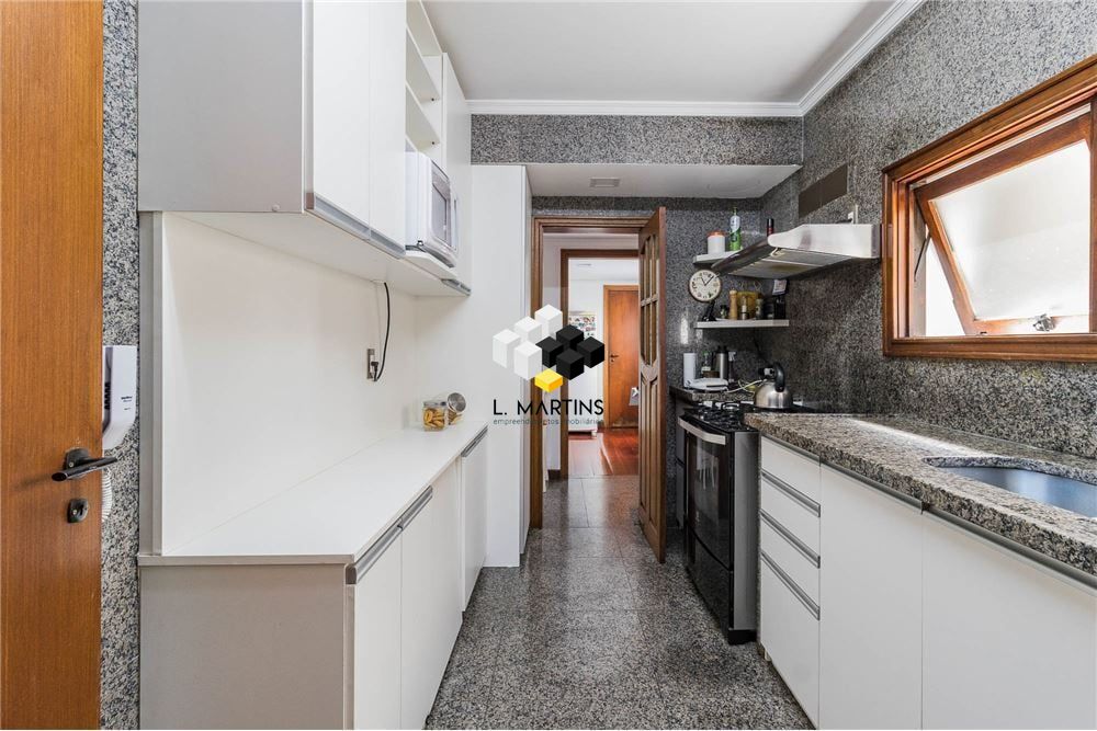 Apartamento à venda com 3 quartos, 258m² - Foto 45