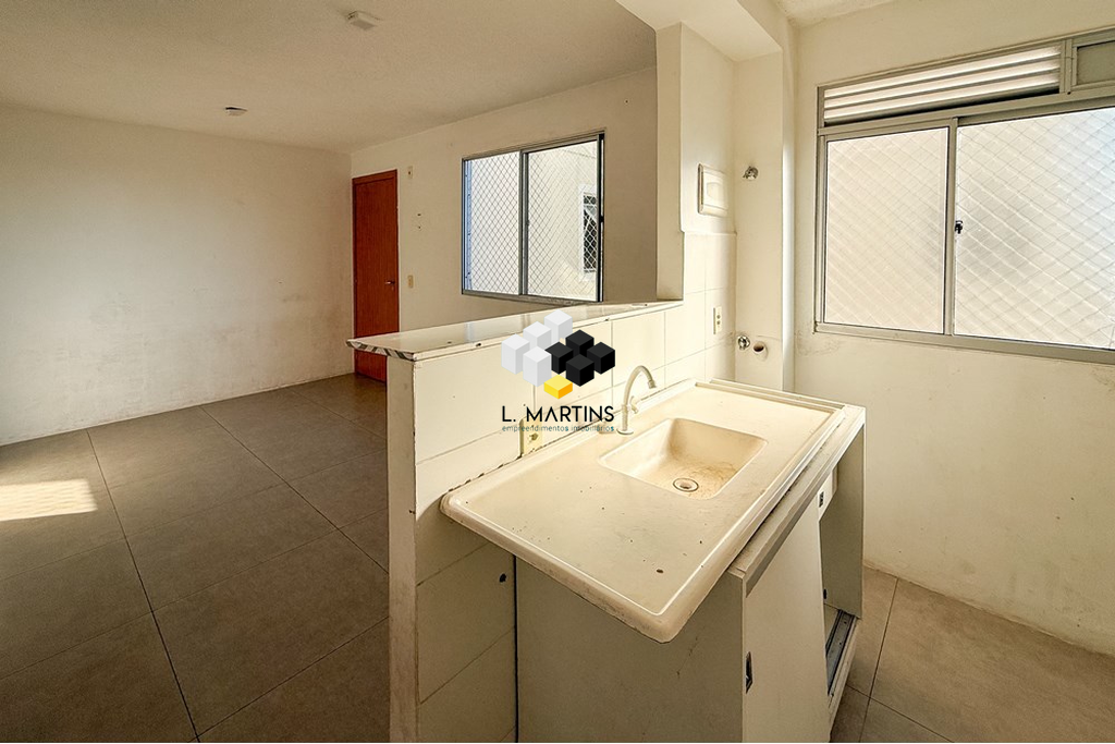 Apartamento à venda com 2 quartos, 42m² - Foto 8