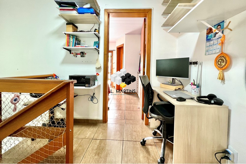 Casa com 2 Dormitórios à venda, 75 m² por R$ 389.000,00 Casa com 2 Dormitórios à venda, 75 m² por R$ 389.000,00