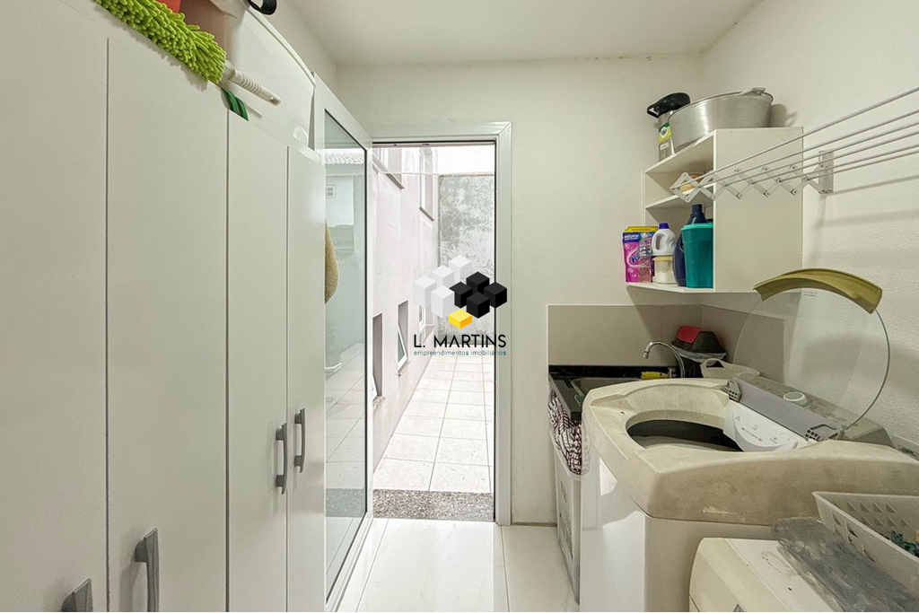 Casa à venda com 5 quartos, 195m² - Foto 99