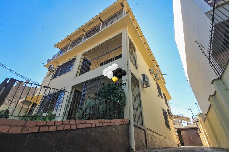 Casa de 7 quartos, 330m² no bairro Nonoai, em Porto Alegre | Eu Corretor