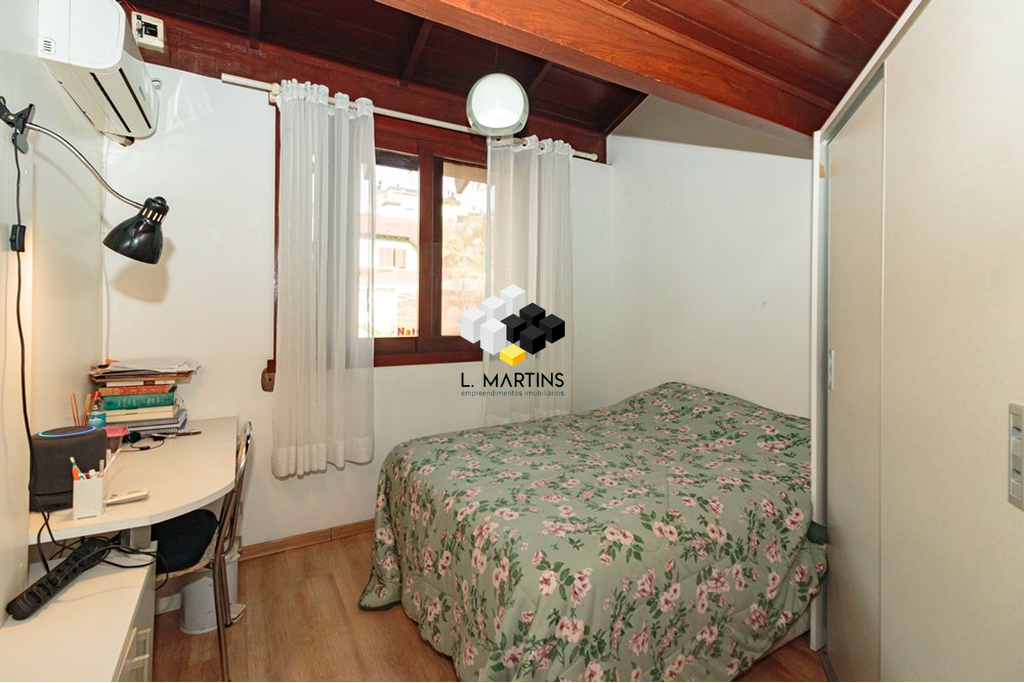 Casa de 3 quartos, 330m² no bairro Jardim Itu, em Porto Alegre | Eu Corretor