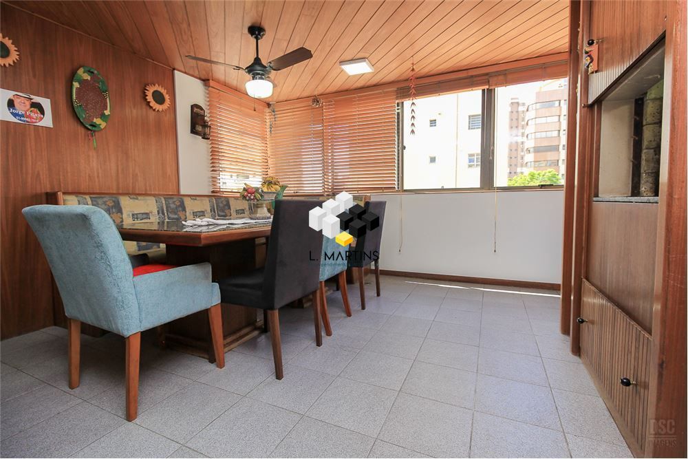 Apartamento à venda com 4 quartos, 217m² - Foto 19