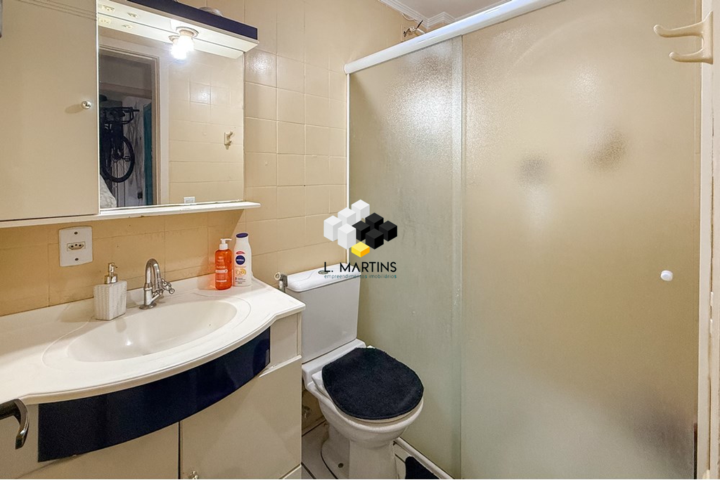 Apartamento com 1 Dormitórios à venda, 43 m² por R$ 165.000,00 Apartamento com 1 Dormitórios à venda, 43 m² por R$ 165.000,00