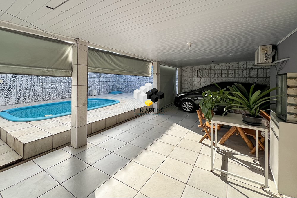 Casa à venda com 2 quartos, 82m² - Foto 37