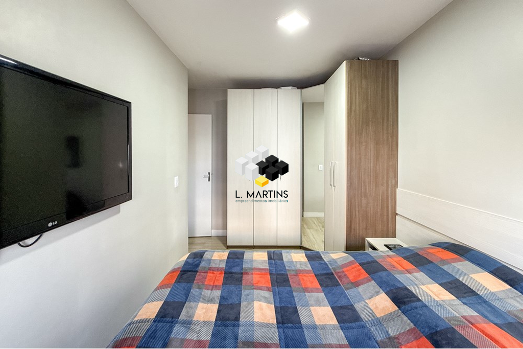 Apartamento com 2 Dormitórios à venda, 52 m² por R$ 220.000,00 Apartamento com 2 Dormitórios à venda, 52 m² por R$ 220.000,00