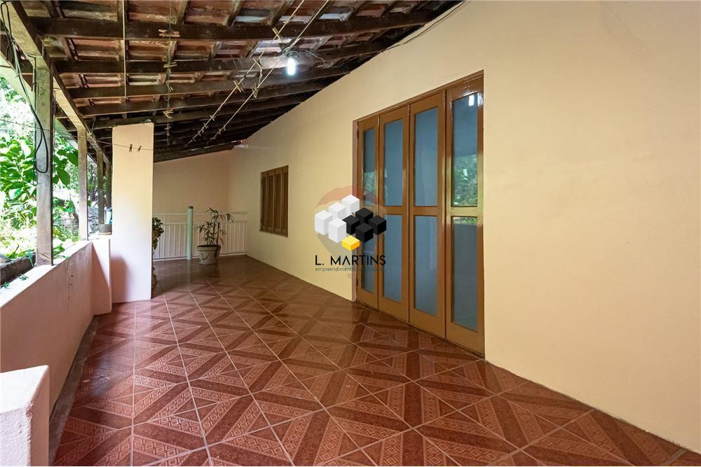 Casa à venda com 4 quartos, 250m² - Foto 33