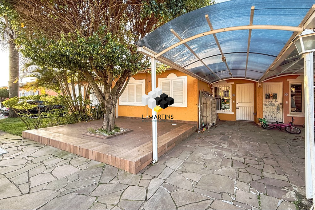 Casa em condomínio à venda  no Rio Branco - Canoas, RS. Imóveis