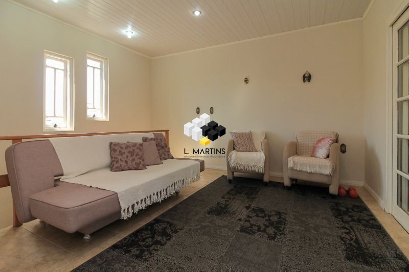 Casa de 7 quartos, 330m² no bairro Nonoai, em Porto Alegre | Eu Corretor