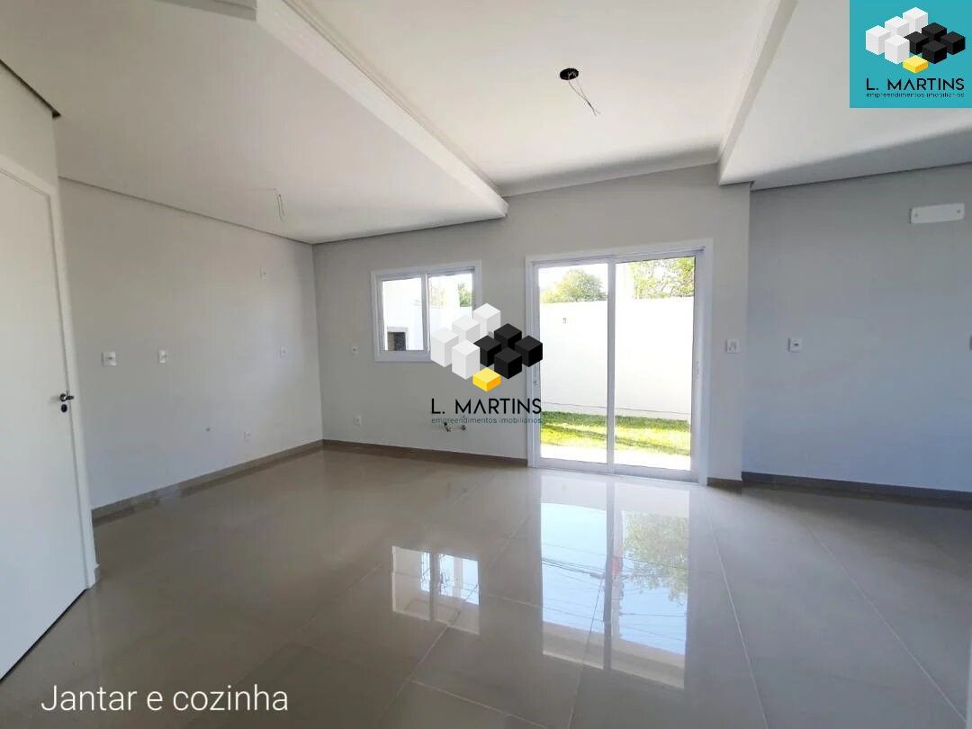 Casa à venda com 3 quartos, 132m² - Foto 11