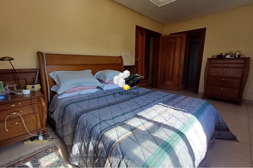 img128744076