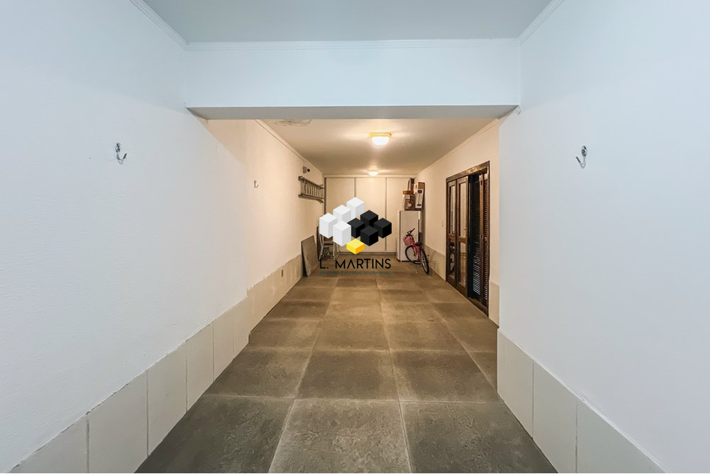 img197719448