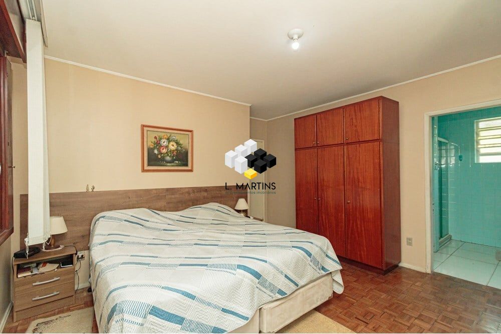 img187935480