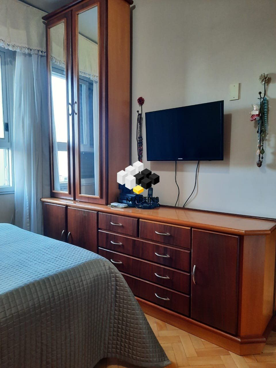 img176296081