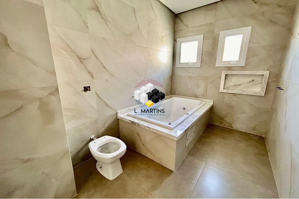 Casa, 3 quartos, 234 m² - Foto 35