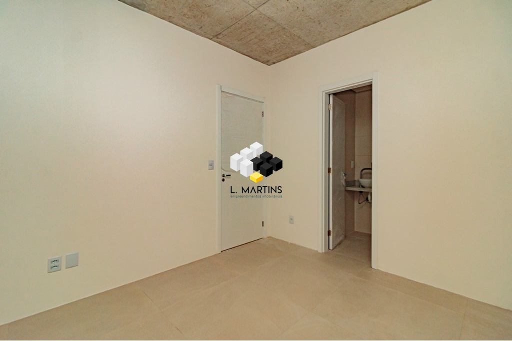 img197719038
