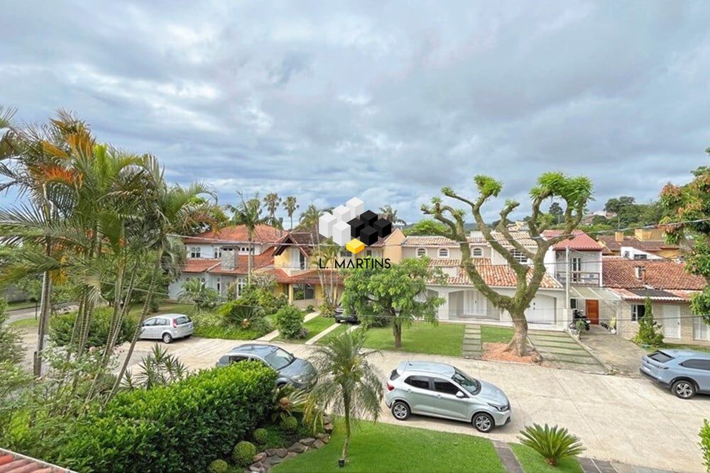 Casa de Condomínio de 5 quartos, 300m² no bairro Ipanema, em Porto Alegre | Eu Corretor