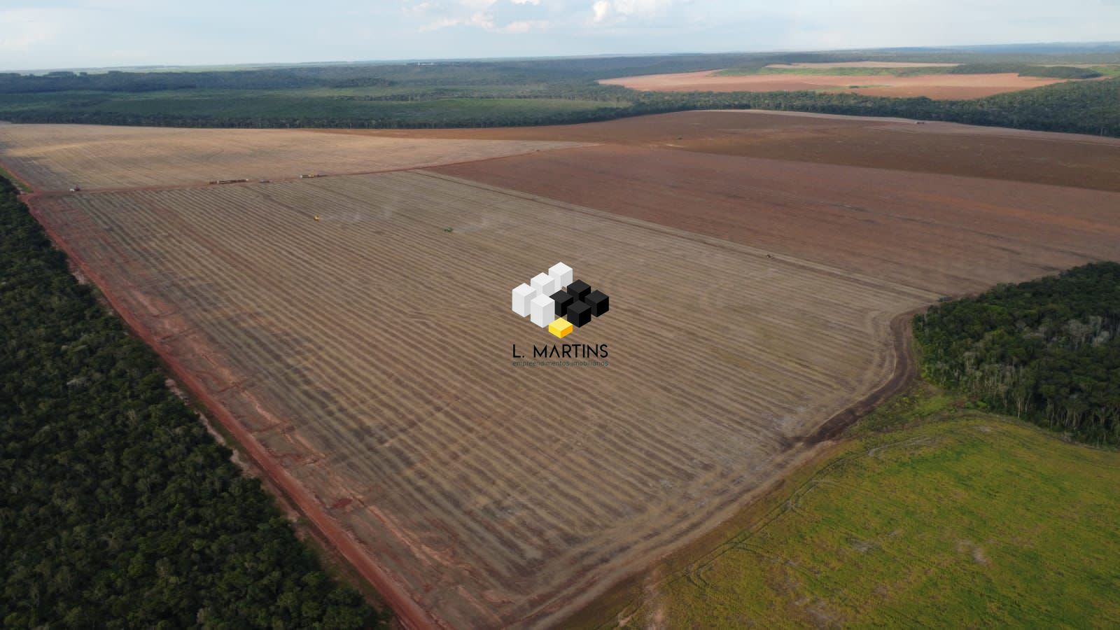 Fazenda-Sítio-Chácara, 6400 hectares - Foto 3