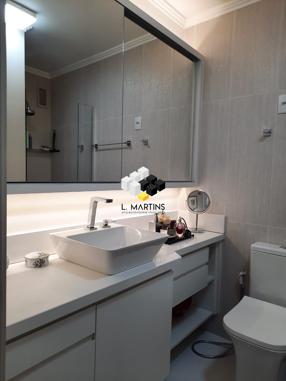 Apartamento de 3 quartos, 100m² no bairro Moinhos de Vento, em Porto Alegre | Eu Corretor