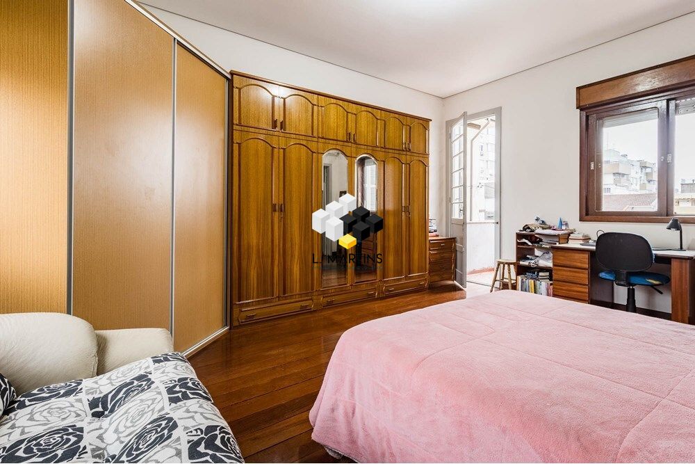 Casa de 3 quartos, 200m² no bairro Santana, em Porto Alegre | Eu Corretor