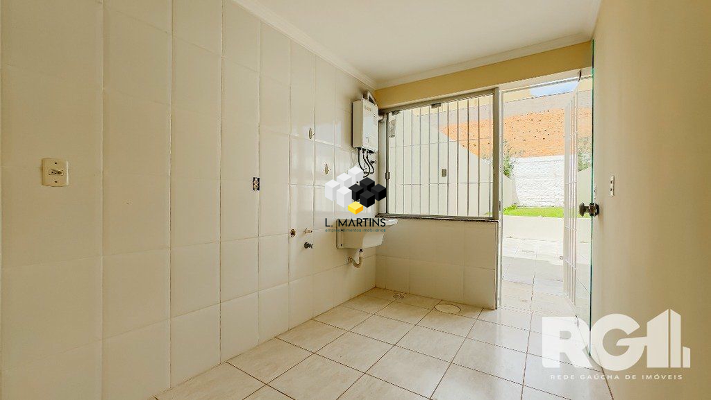 Casa de 4 quartos, 282m² no bairro Chácara das Pedras, em Porto Alegre | Eu Corretor