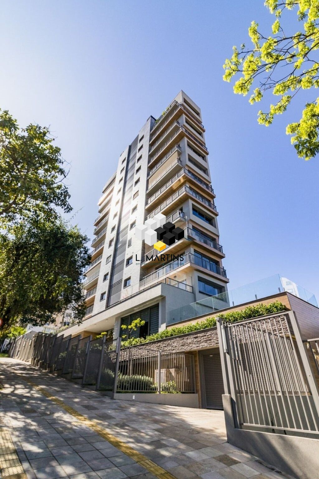 img120384523