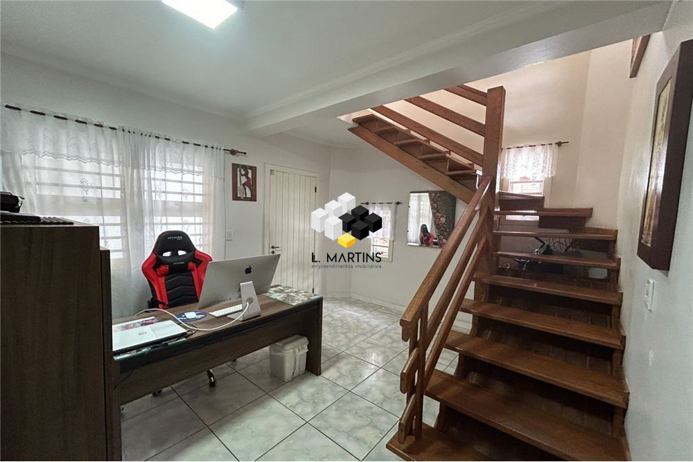 Casa à venda com 3 quartos, 200m² - Foto 23