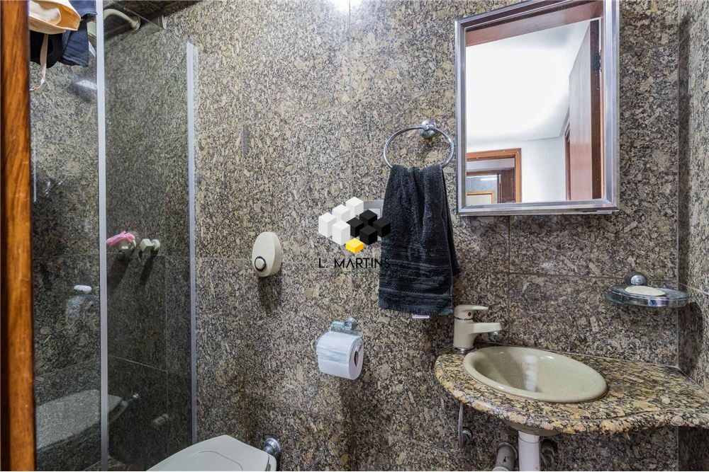 Apartamento à venda com 3 quartos, 258m² - Foto 13