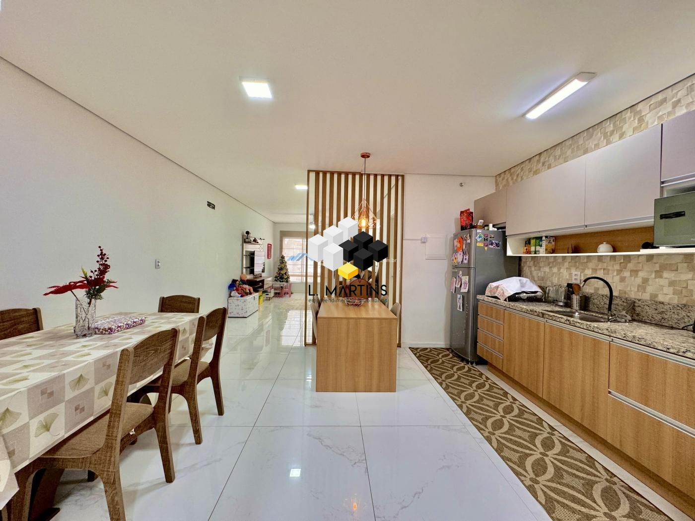 Casa à venda com 3 quartos, 129m² - Foto 15