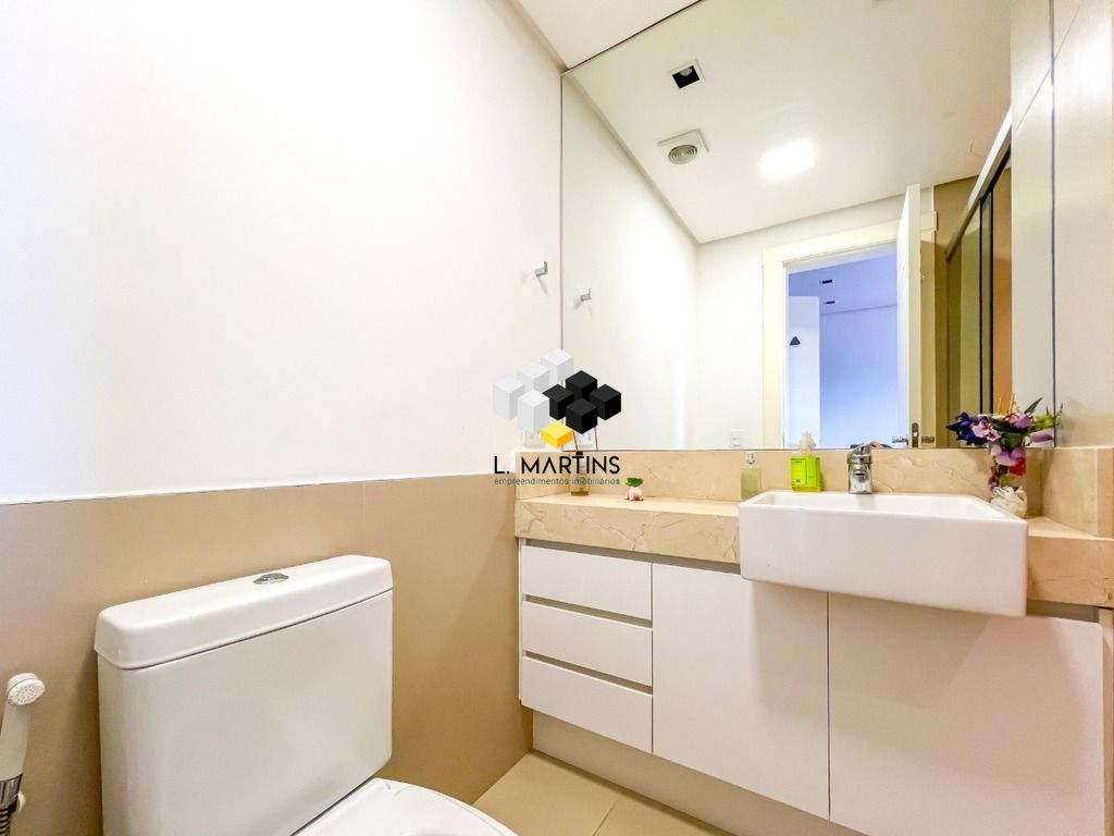 Apartamento de 4 quartos, 304m² no bairro Petrópolis, em Porto Alegre | Eu Corretor