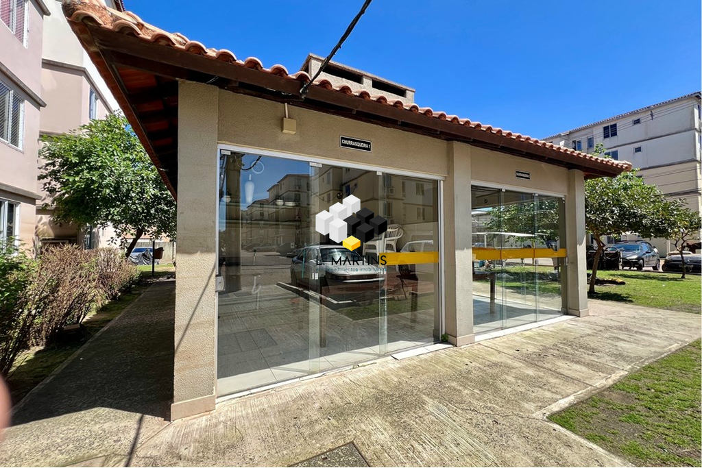 Apartamento à venda com 2 quartos, 42m² - Foto 2