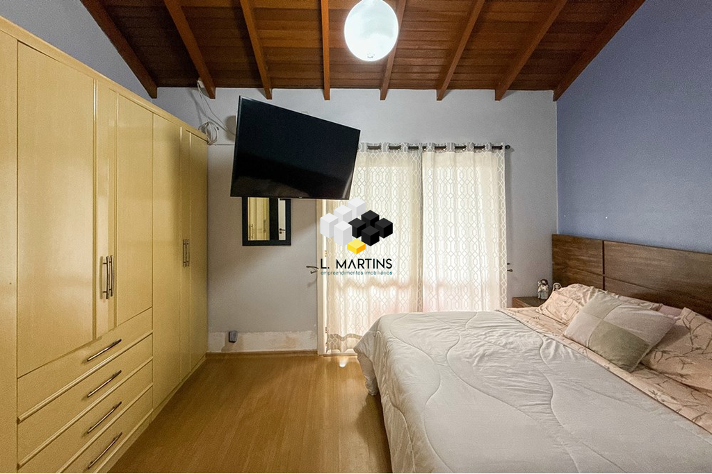 Casa à venda com 2 quartos, 98m² - Foto 9