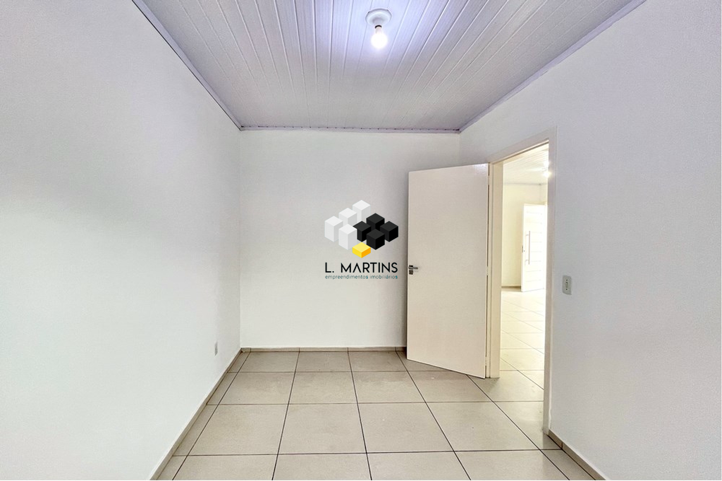 Casa à venda com 2 quartos, 54m² - Foto 13