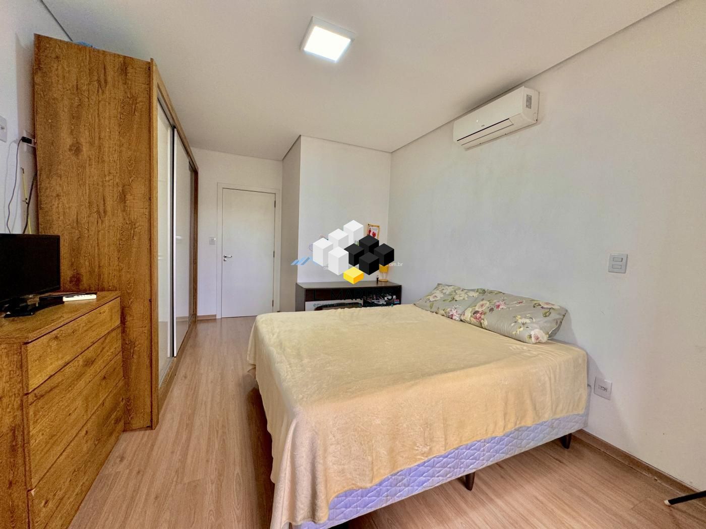 Casa à venda com 3 quartos, 129m² - Foto 10