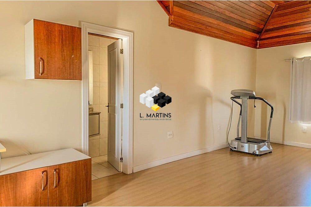 Casa de Condomínio à venda com 3 quartos, 212m² - Foto 9