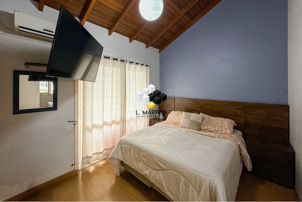 Casa à venda com 2 quartos, 98m² - Foto 14