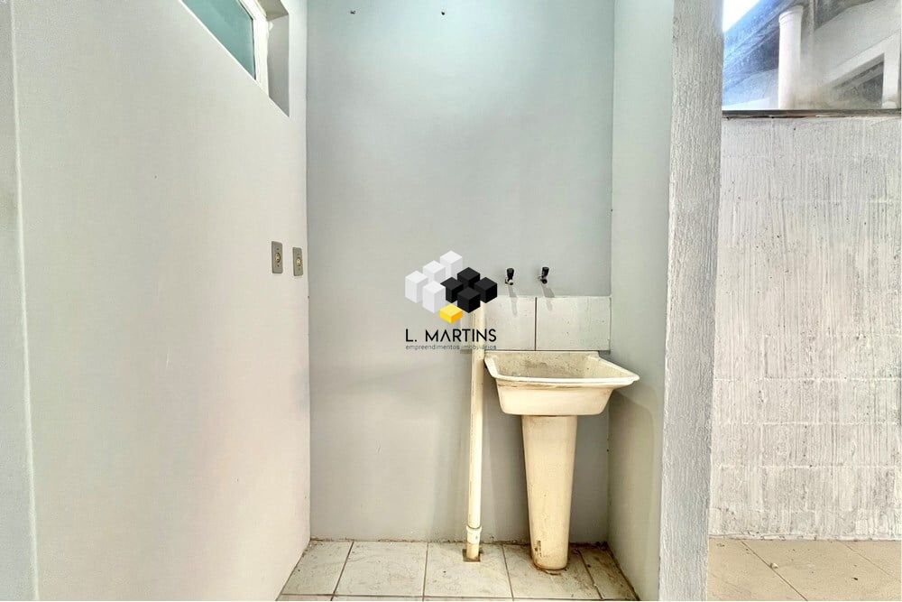 Casa à venda com 2 quartos, 103m² - Foto 26